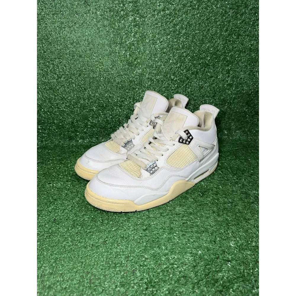 Nike Air Jordan 4 
